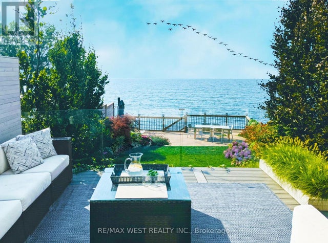 5 Eleventh Street, Toronto (new Toronto)