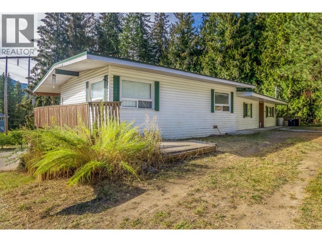 5246 Mayfair Road Se, Salmon Arm