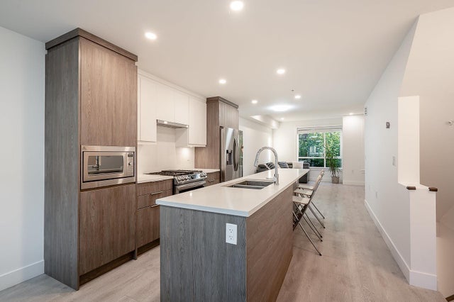 22 19749 55 Avenue, Langley