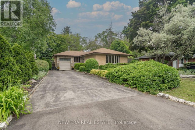 1553 Wembury Road, Mississauga (lorne Park)