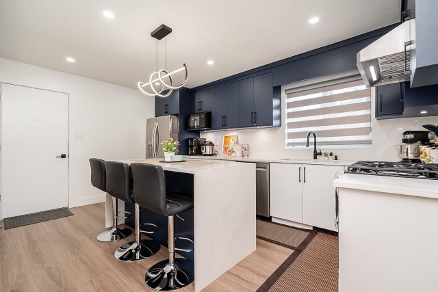 17233 60 Avenue, Surrey