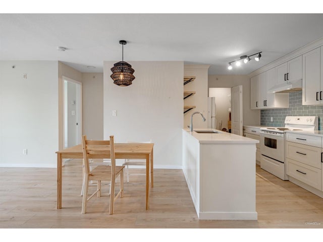 409 33960 Old Yale Road, Abbotsford