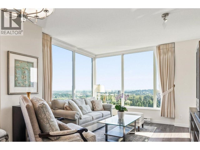 2401 3100 Windsor Gate, Coquitlam