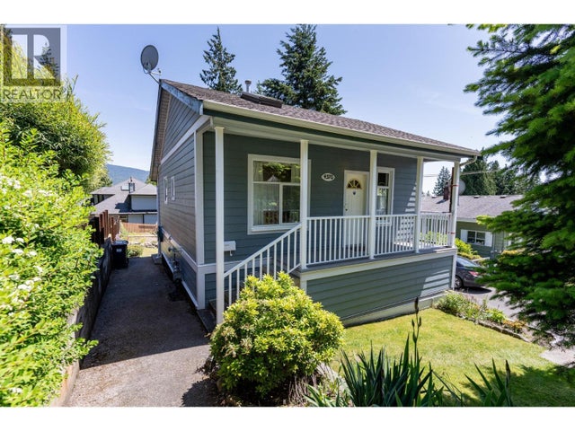 4370 Mountain Highway, North Vancouver