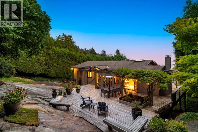 4615 Woodgreen Drive, West Vancouver