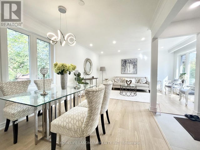 323 Elmwood Avenue, Richmond Hill (harding)