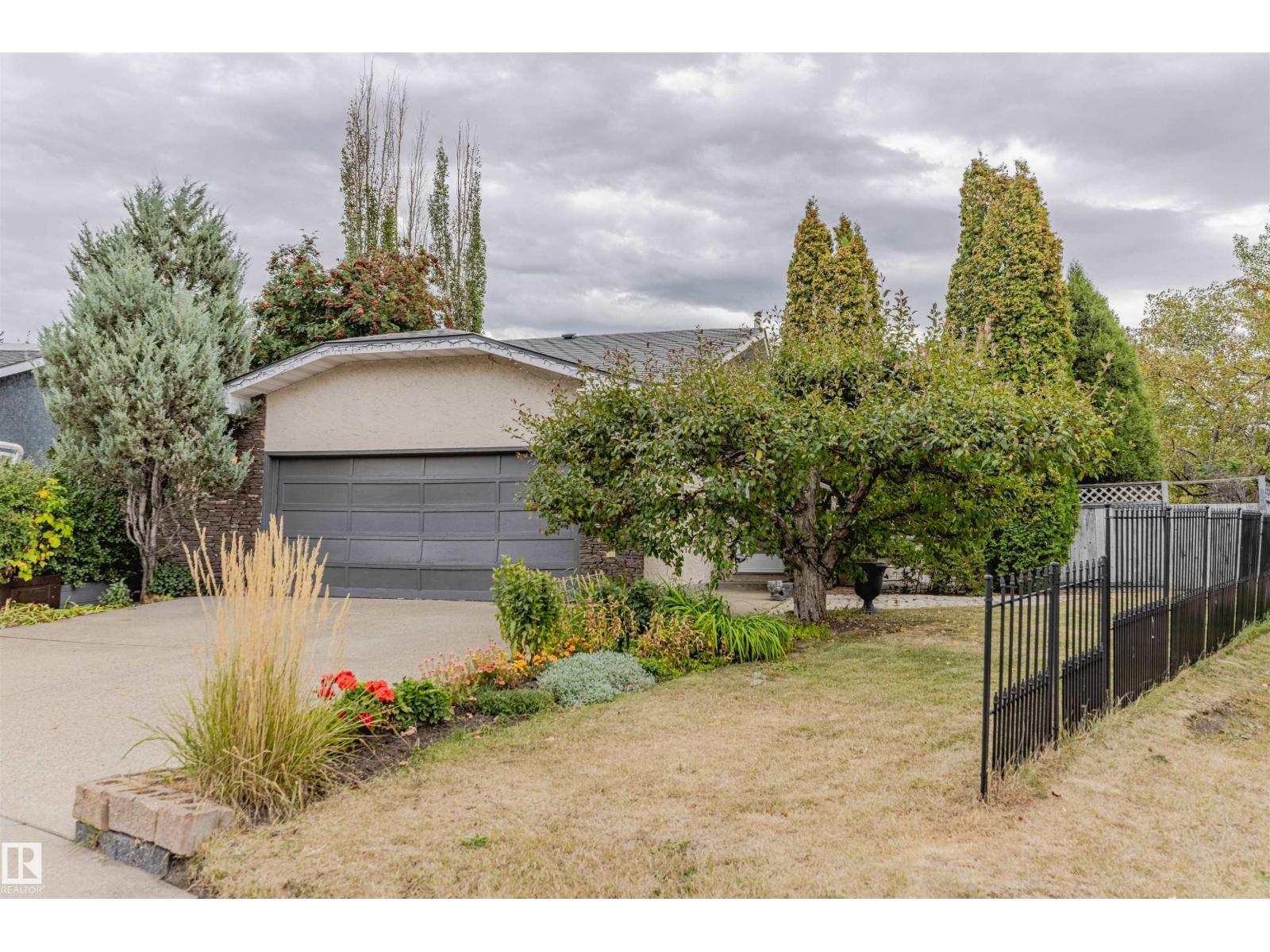 3503 34a Av Nw, Edmonton