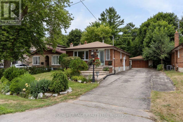 32 Beath Street, Toronto (west Hill)