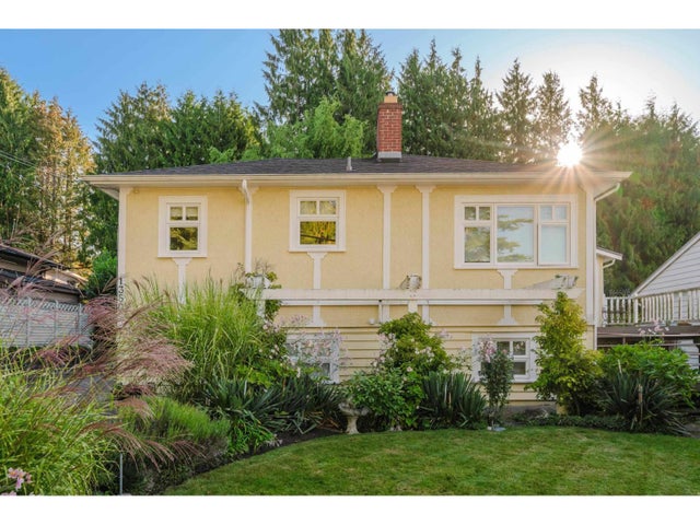 1350 Everall Street, White Rock