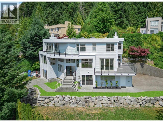 4809 Northwood Place, West Vancouver