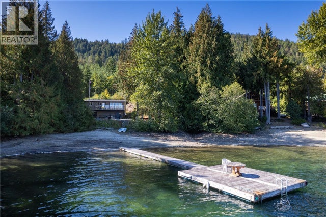 2180 South Lake Rd, Qualicum Beach