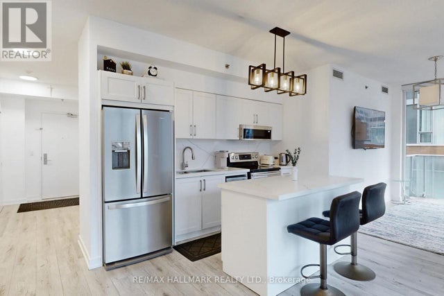 818 - 21 Nelson Street, Toronto (waterfront Communities)