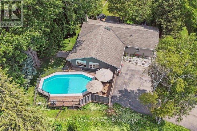 15 Ireson Road, Burlington (grindstone)