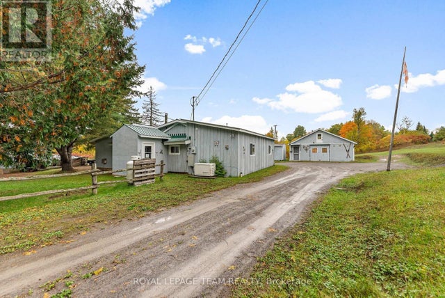 659 Stones Lake Road, Greater Madawaska
