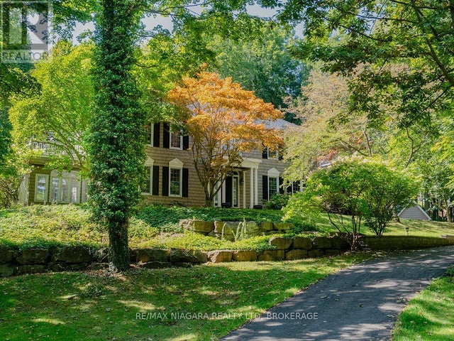 10187 Lakeshore Road W, Wainfleet (lakeshore)