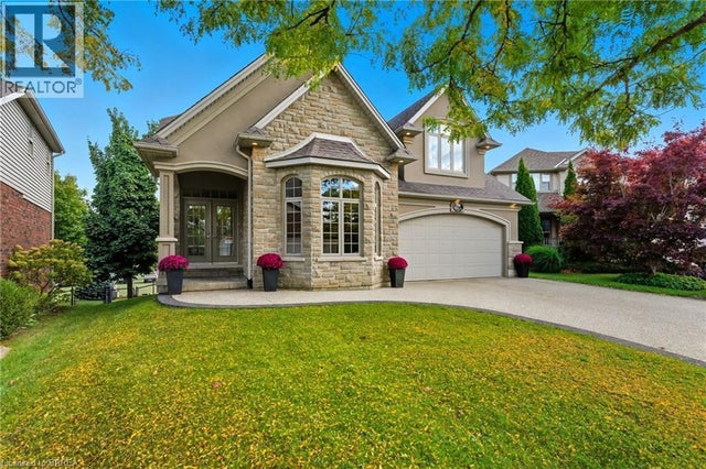 20 Zavarella Court, Paris