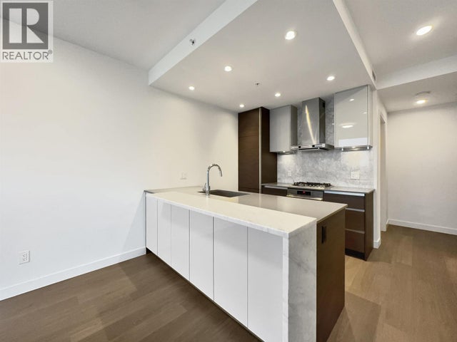 9xx 6098 Station Street, Burnaby