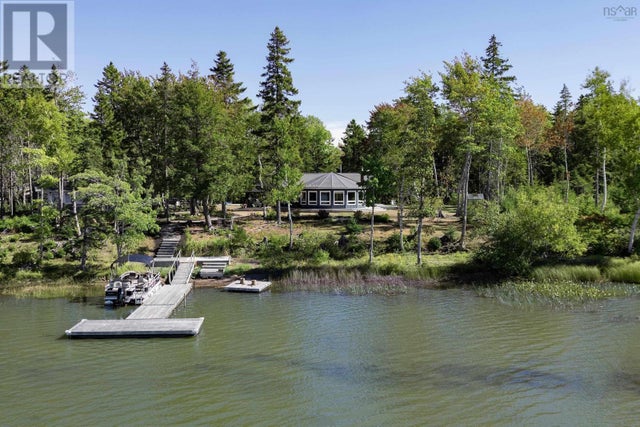 53 Leonard Drive, Mattatall Lake