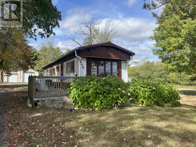 9770 Highway 8, Caledonia