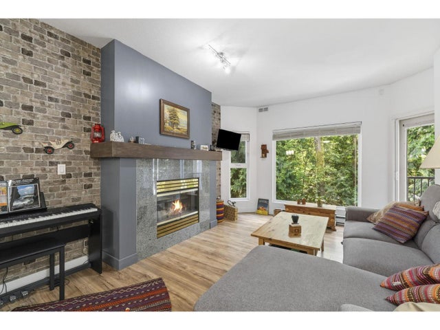 207 10320 156 Street, Surrey