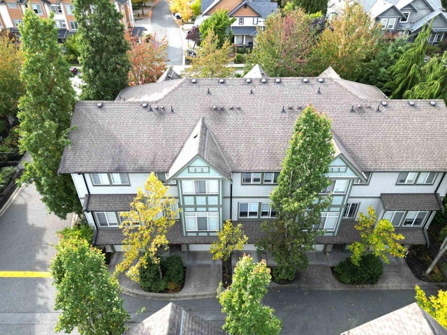 3 8726 159 Street, Surrey