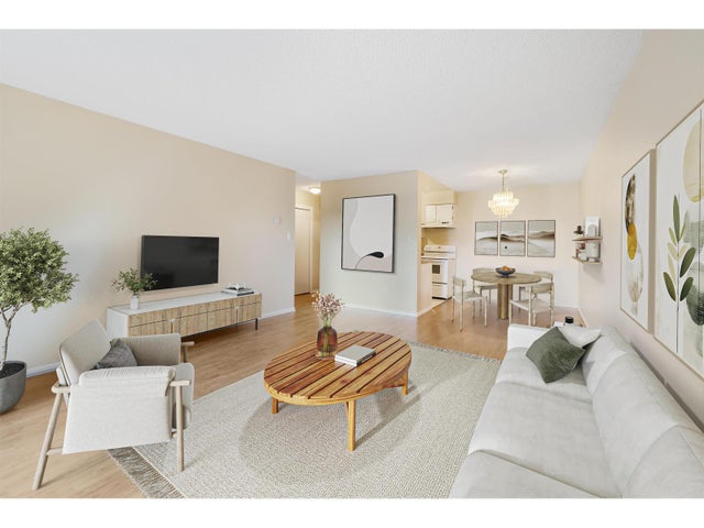 209 15268 100 Avenue, Surrey