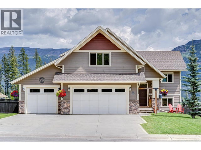 2030 Golden Eagle Drive, Sparwood