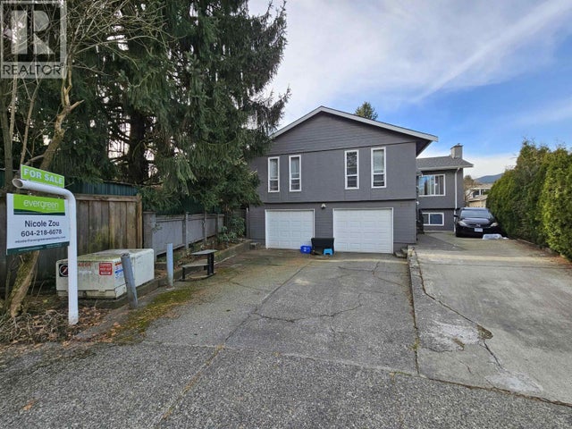 1208 Entrance Court, Coquitlam