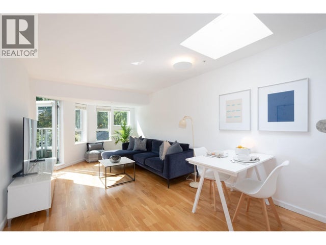 420 3440 W Broadway, Vancouver