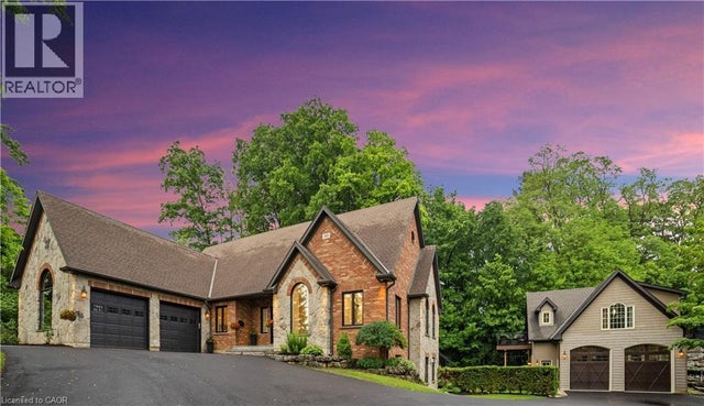 515 Hamilton Drive, Ancaster