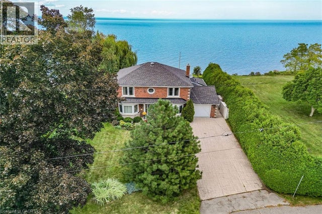 10 Tupper Boulevard, Grimsby