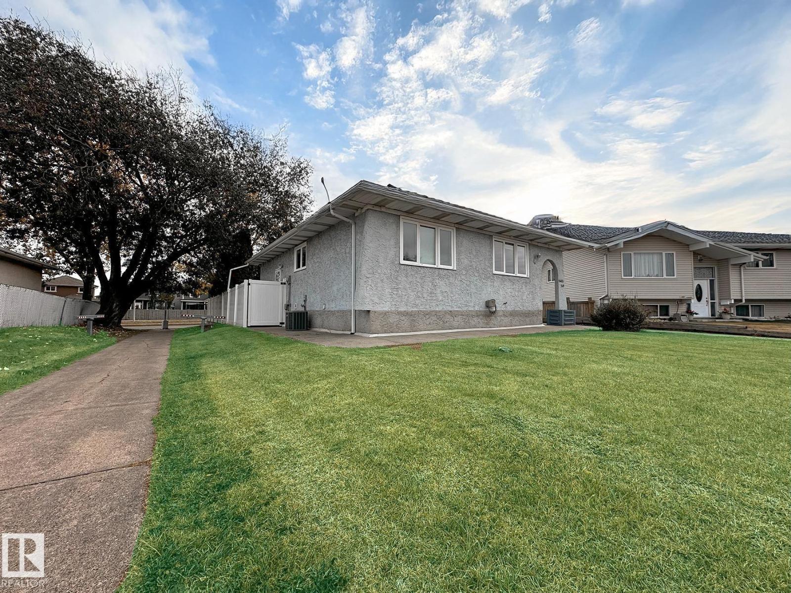 11403 149 Av Nw, Edmonton