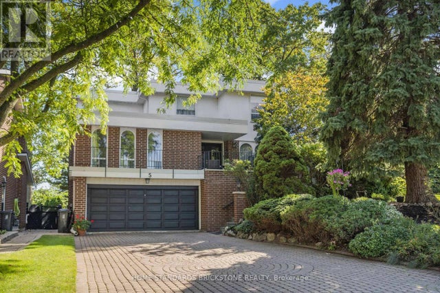 5 Poplar Heights Drive, Toronto (edenbridge-Humber Valley)