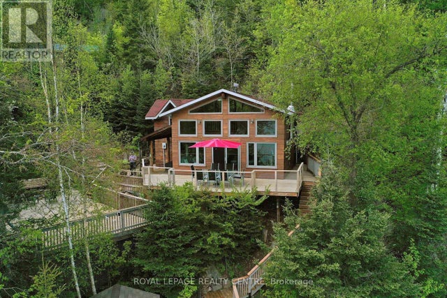 63 Rouff Road, Powassan (trout Creek)