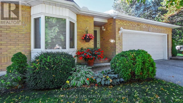 5 - 5 Beswick Lane, Uxbridge