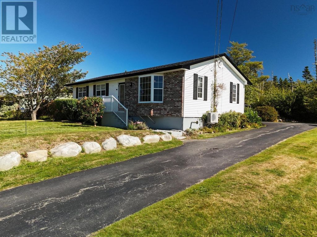 309 Highway 330, North East Point