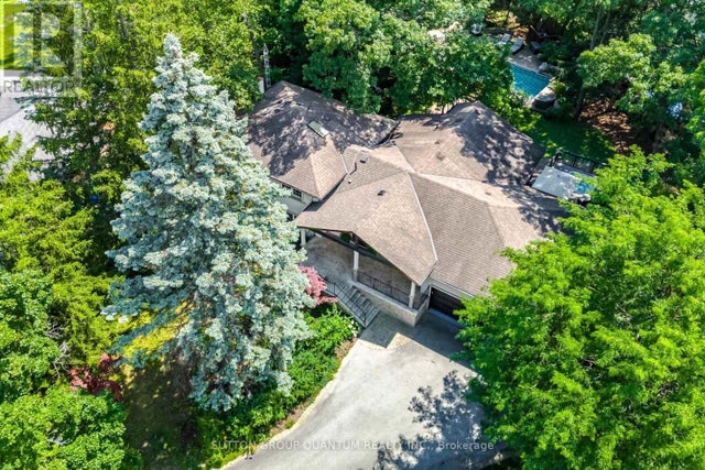 1063 Greenoaks Drive, Mississauga (lorne Park)