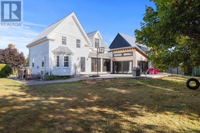 35 Richard Douglas Drive, Mermaid