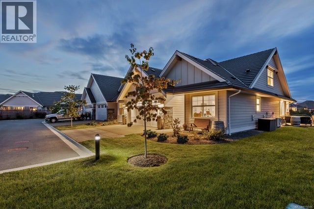 106 1444 Crown Isle Dr, Courtenay