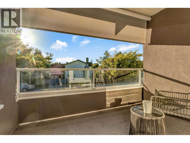 205 1320 55 Street, Delta