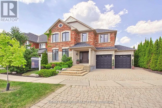 22 Escapade Drive, Richmond Hill (jefferson)