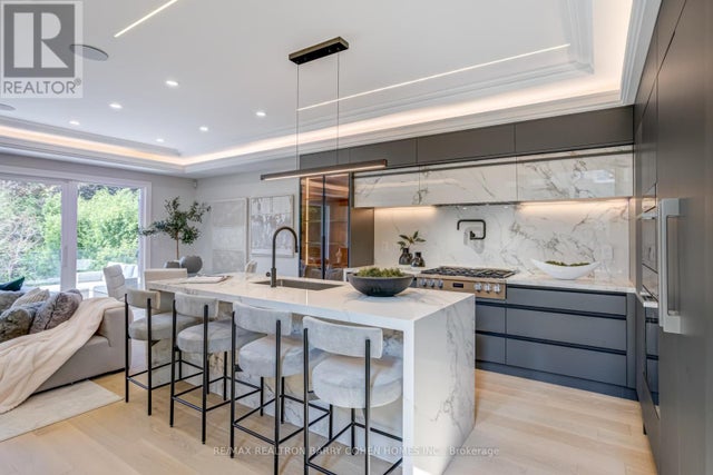 594 Broadway Avenue, Toronto (leaside)