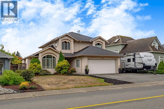 5939 Oliver Rd, Nanaimo