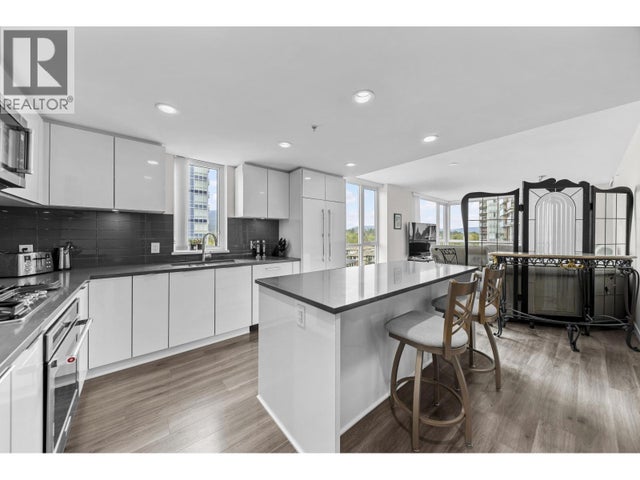 1001 3096 Windsor Gate, Coquitlam