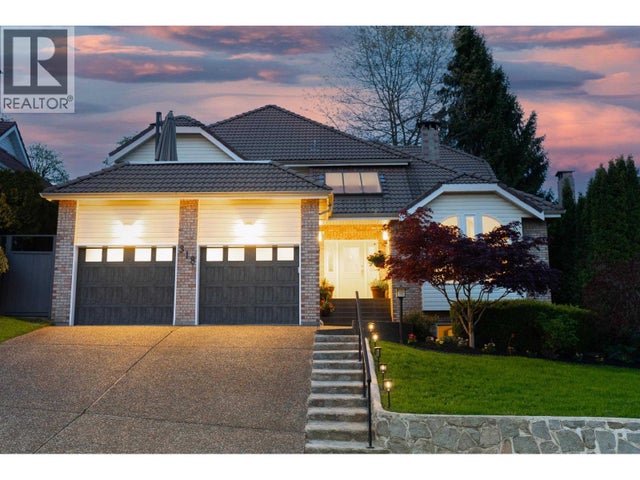318 Roche Point Drive, North Vancouver