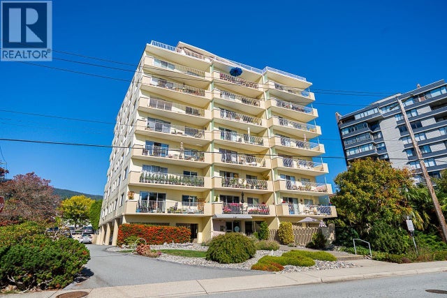 305 2187 Bellevue Avenue, West Vancouver