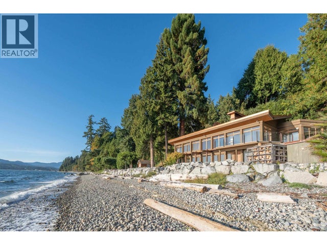 4893 Sunshine Coast Highway, Sechelt