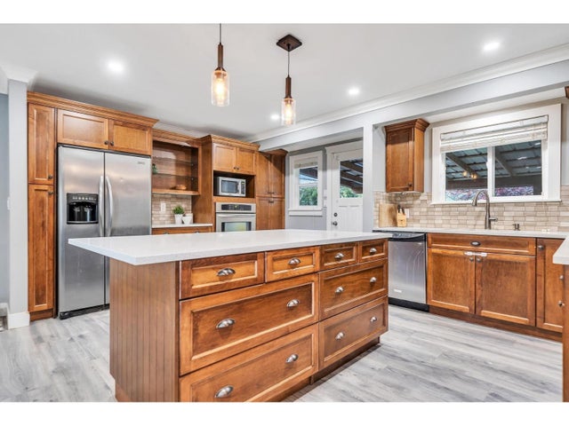 2252 Bakerview Street, Abbotsford