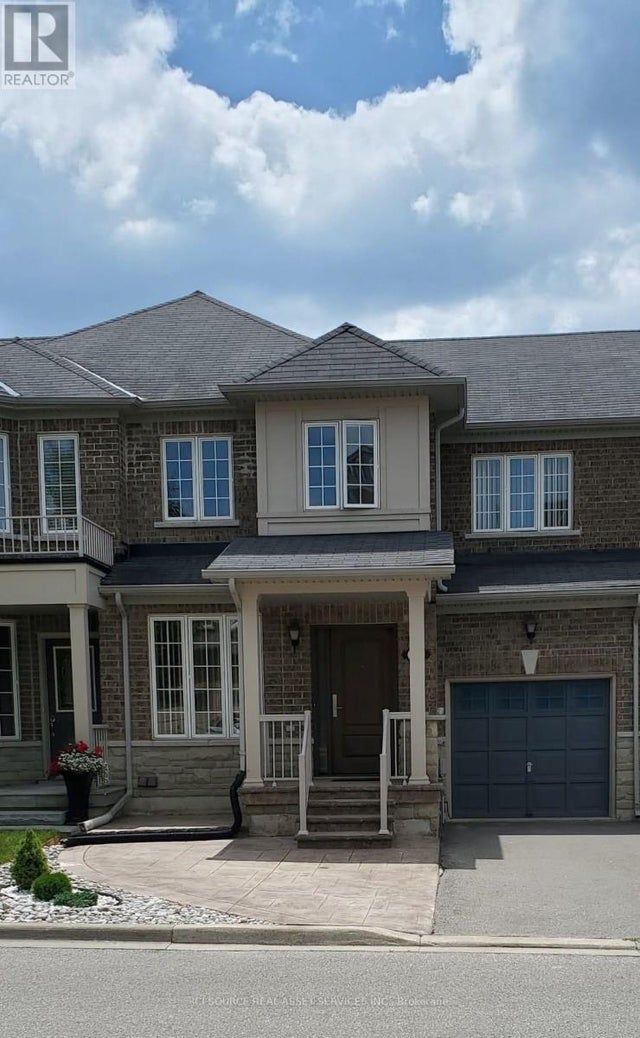 11 Levellands Crescent, Richmond Hill (langstaff)
