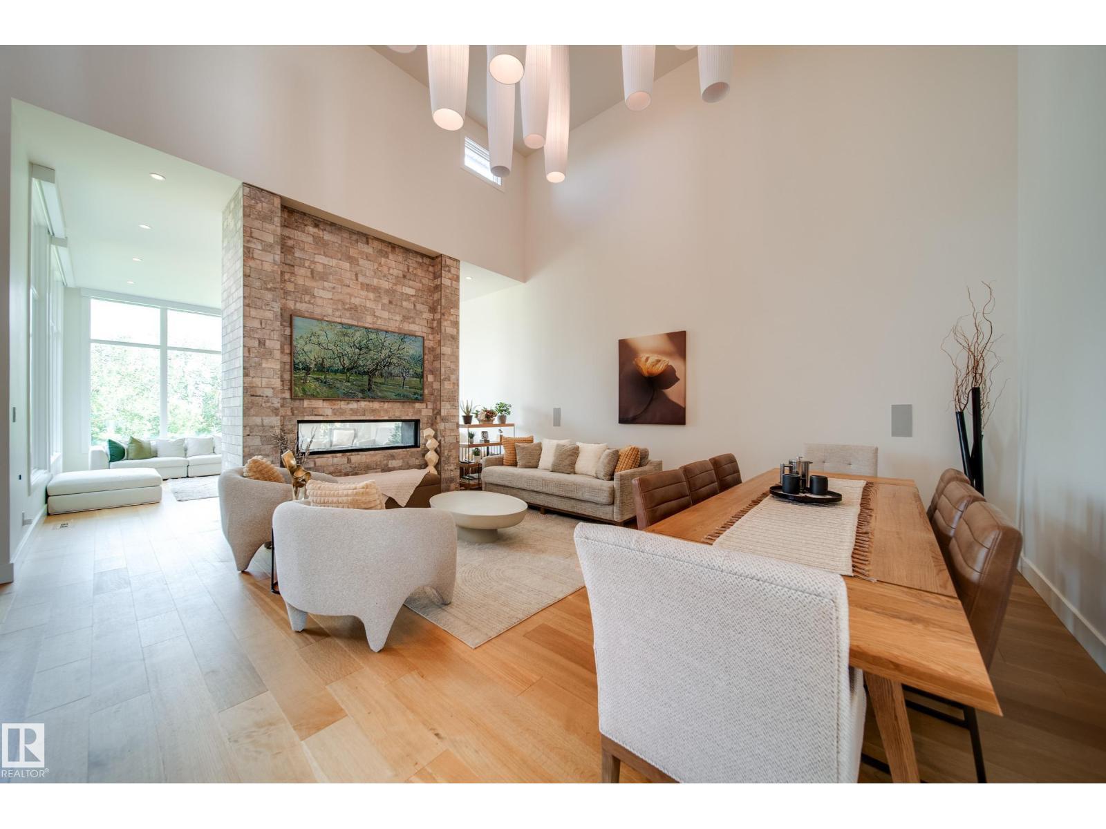 705 Howatt Dr Sw, Edmonton